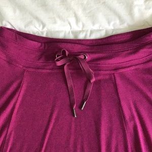 Athleta High/Low Skirt Size Small